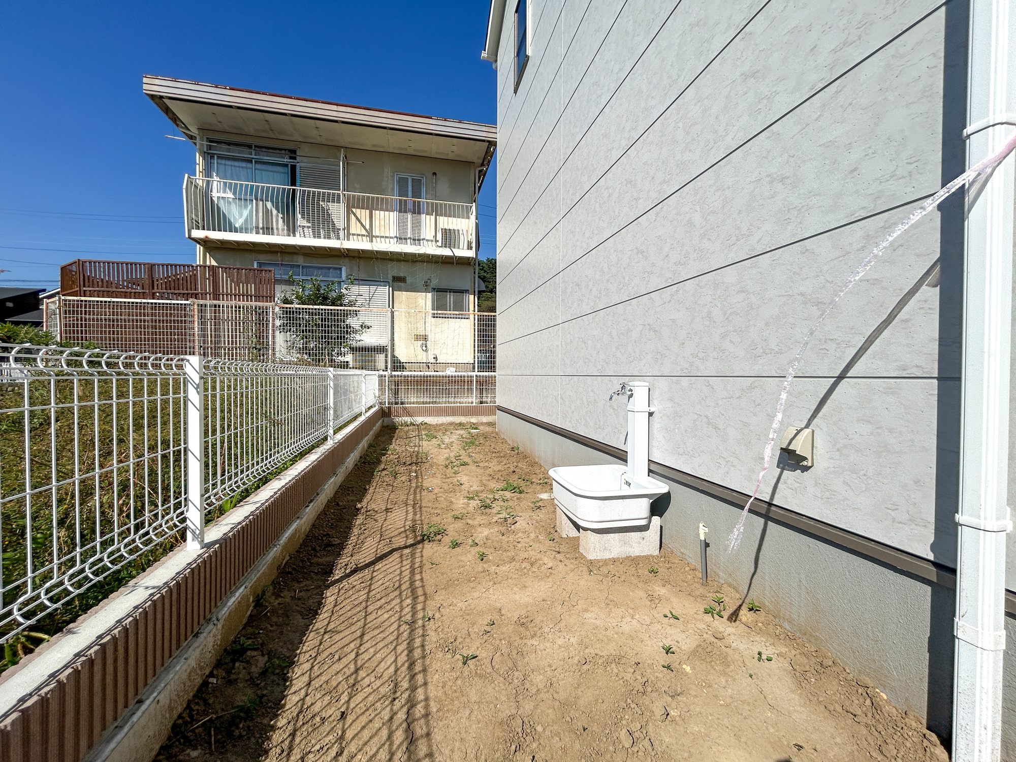 第1伊勢崎市豊城町　新築住宅全1棟の庭|お庭での家庭菜園・ガーデニングを通じて、お子様と一緒に育てていくと、思い出も増えていきそうですね♪
