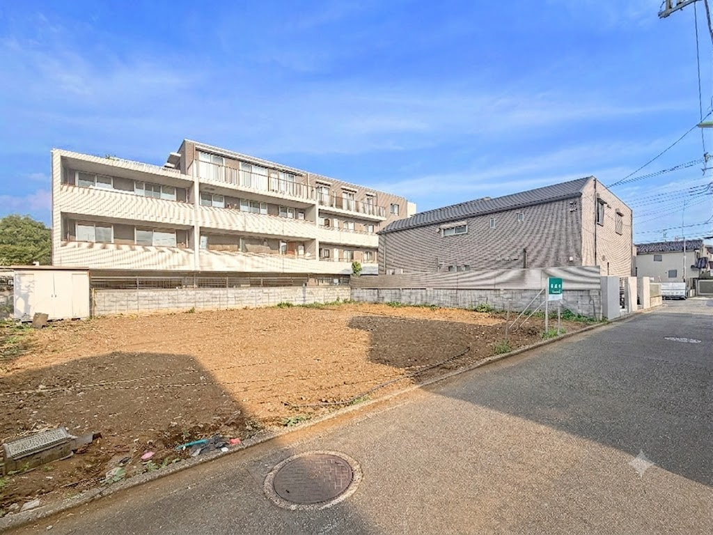 宅地分譲［世田谷区祖師谷３丁目］の前面道路含む現地写真|販売現地写真・前面道路　※ＣＧで駐車車両を撤去しております