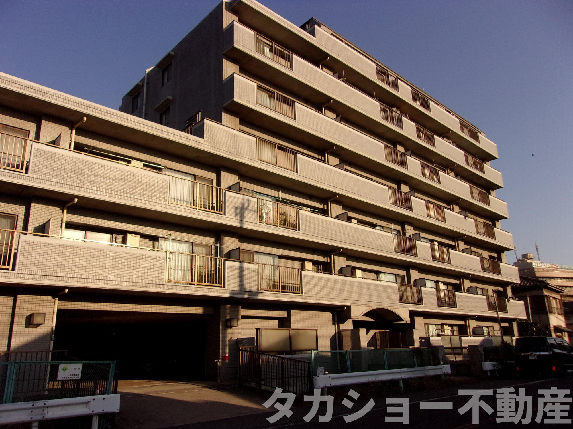 千葉寺パーク・ホームズの外観|外はこのようになっています