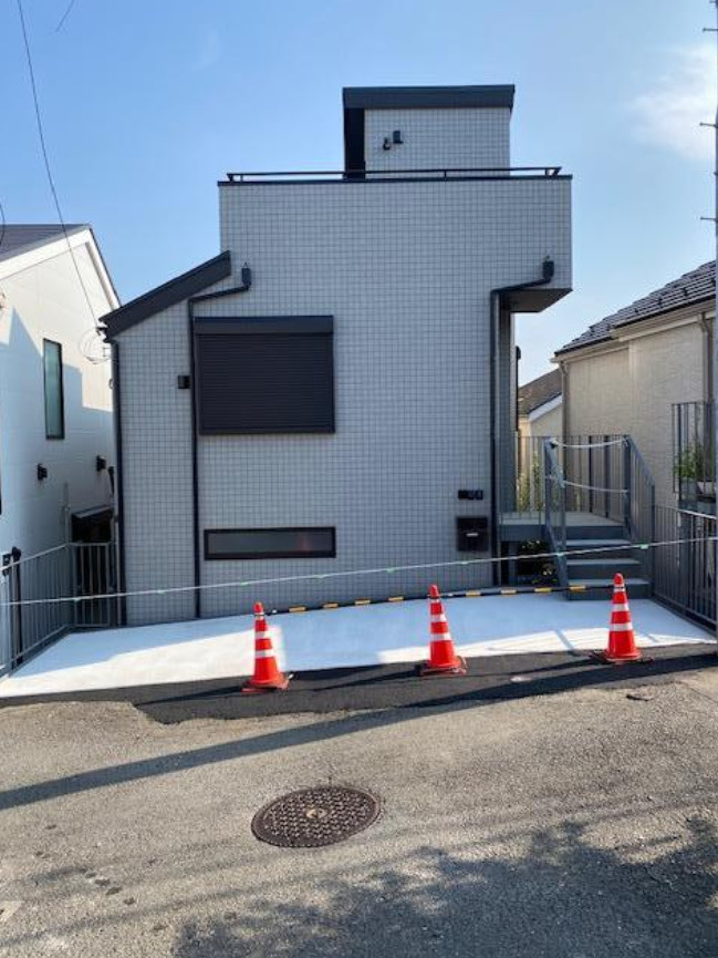 横浜市鶴見区北寺尾6丁目 新築戸建て【仲介手数料無料】の外観パース