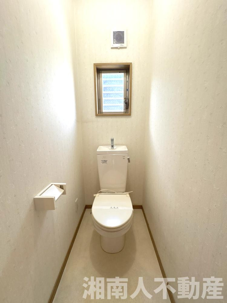 平塚市寺田縄　中古戸建のトイレ|清潔感のあるトイレです