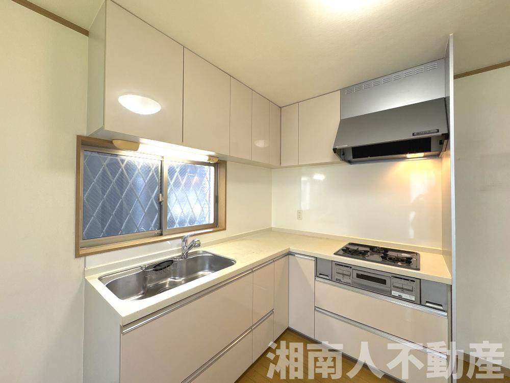 平塚市寺田縄　中古戸建のキッチン|きれいなキッチンです