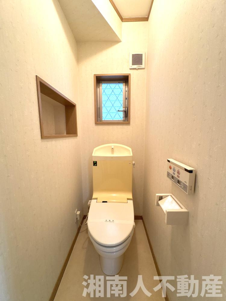 平塚市寺田縄　中古戸建のトイレ|落ち着いたトイレです