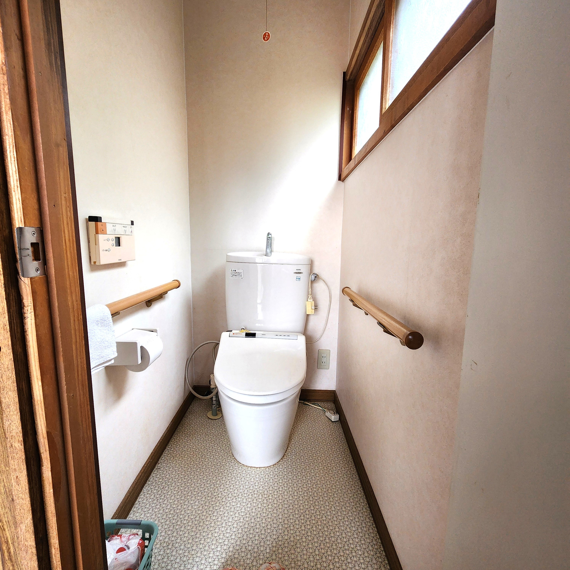 登別市美園町6丁目23-3　中古住宅のトイレ