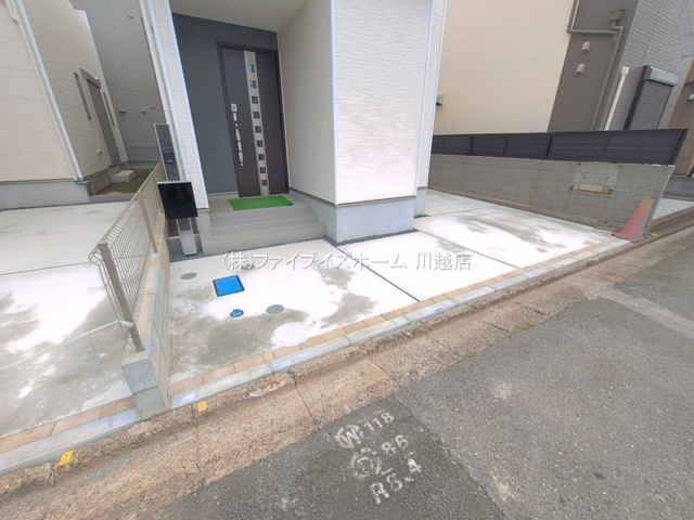 【B号棟　駐車場】2026.8.26撮影