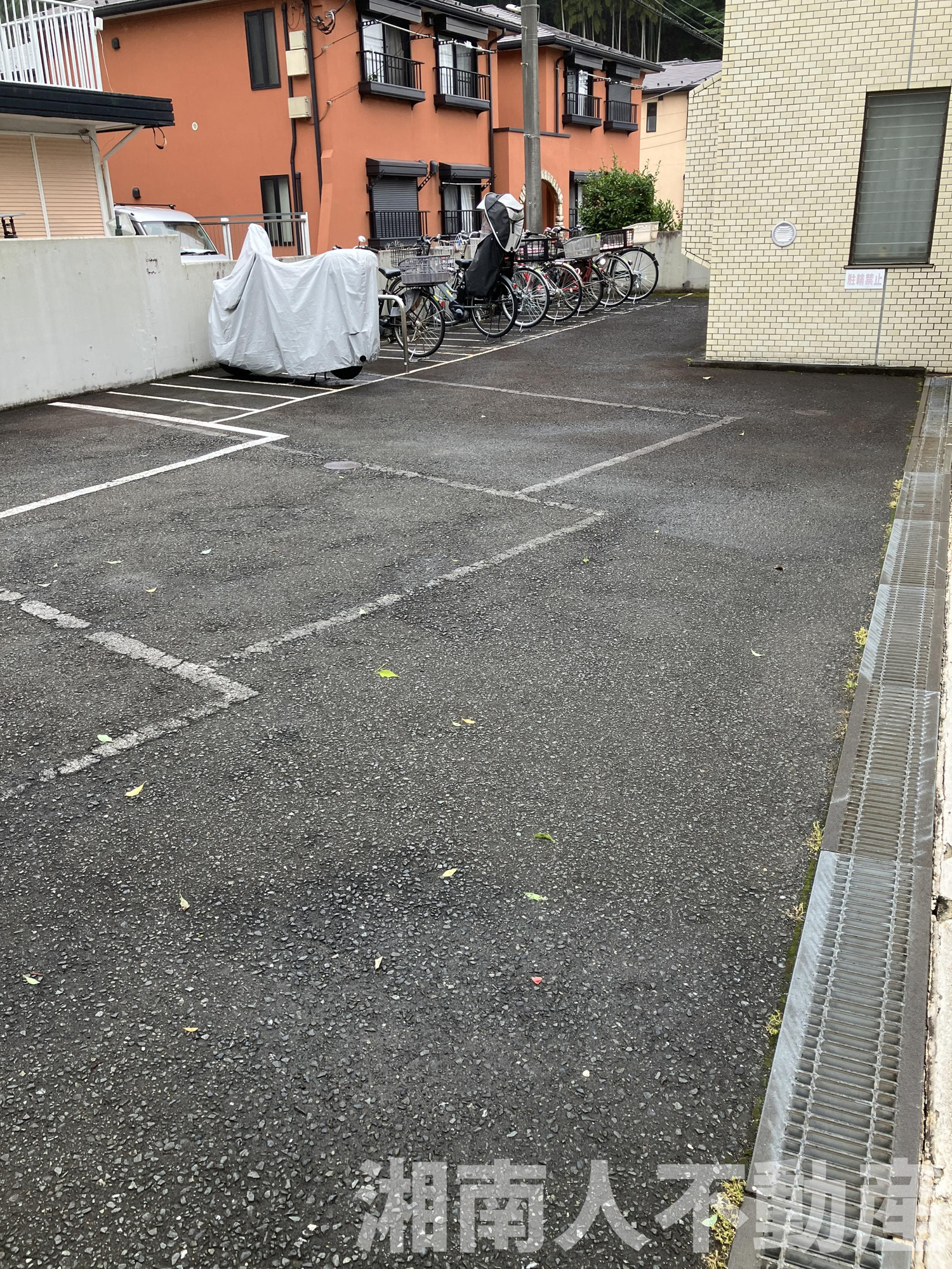 アイワマンション大船の駐輪場