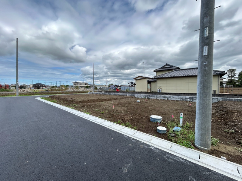 4号棟　前面道路含む現地写真（2026/09/05撮影）