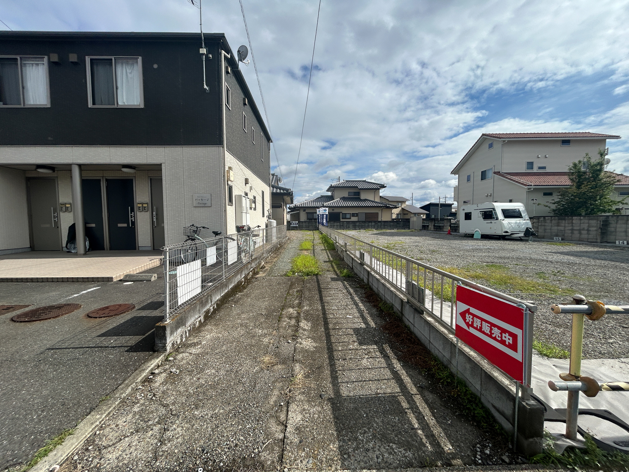 伊勢崎市堀口町1期　中古物件の駐車場|駐車3台可能です(^^♪