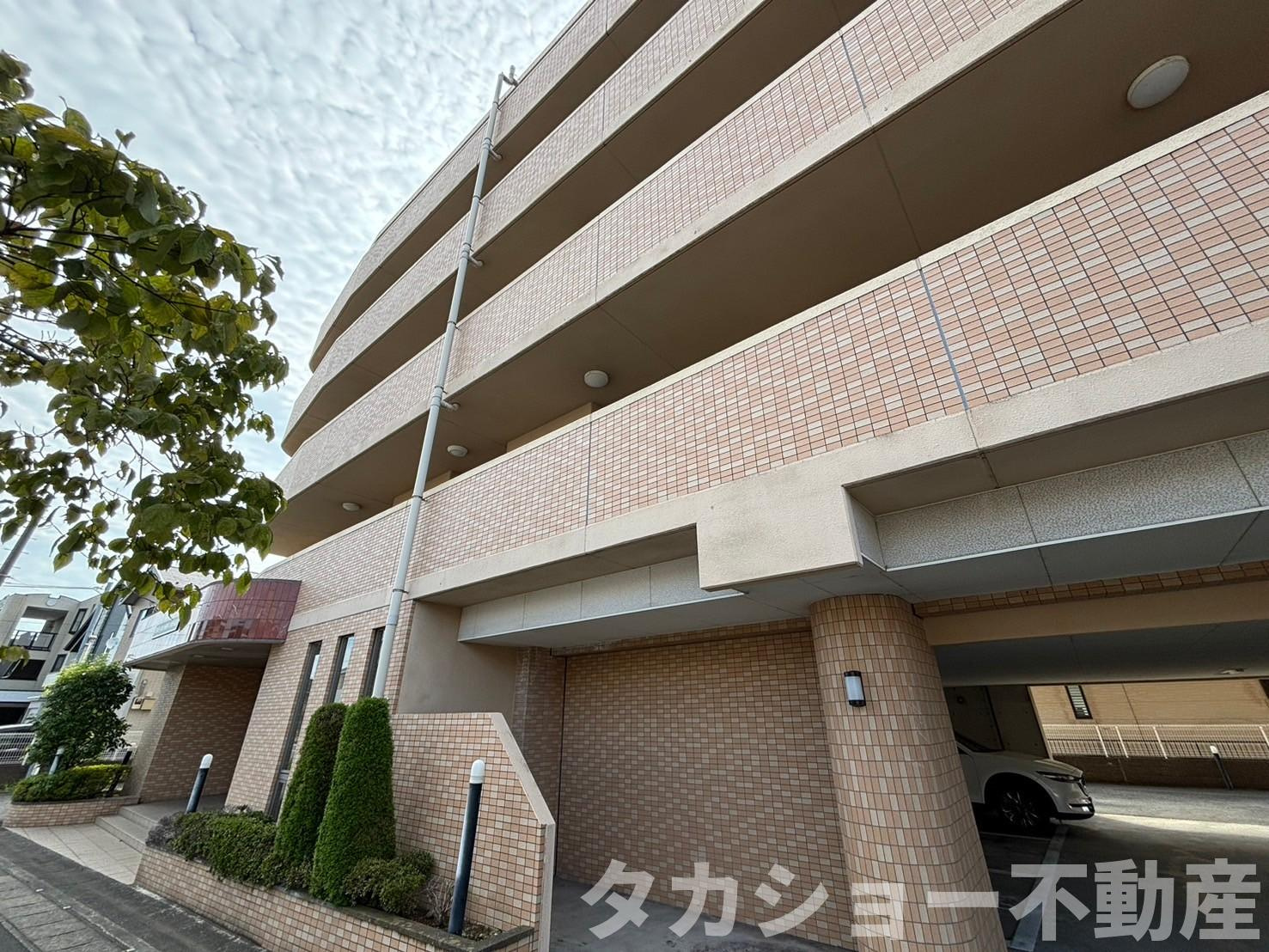 パインズマンション姉崎の外観|きれいな外観です