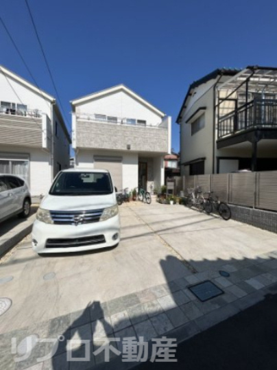 野田市清水中古戸建の外観|2023年８月築の築浅物件！２台駐車可能(車種による)！