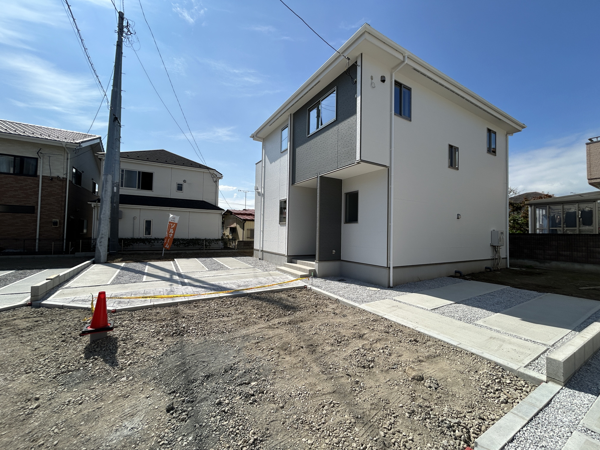 高崎市棟高町1期　新築住宅全4棟の駐車場|駐車スペース3台分になります♪
