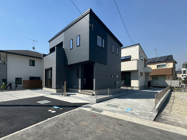 2号棟　外観写真 （建物完成　内覧可能です！）