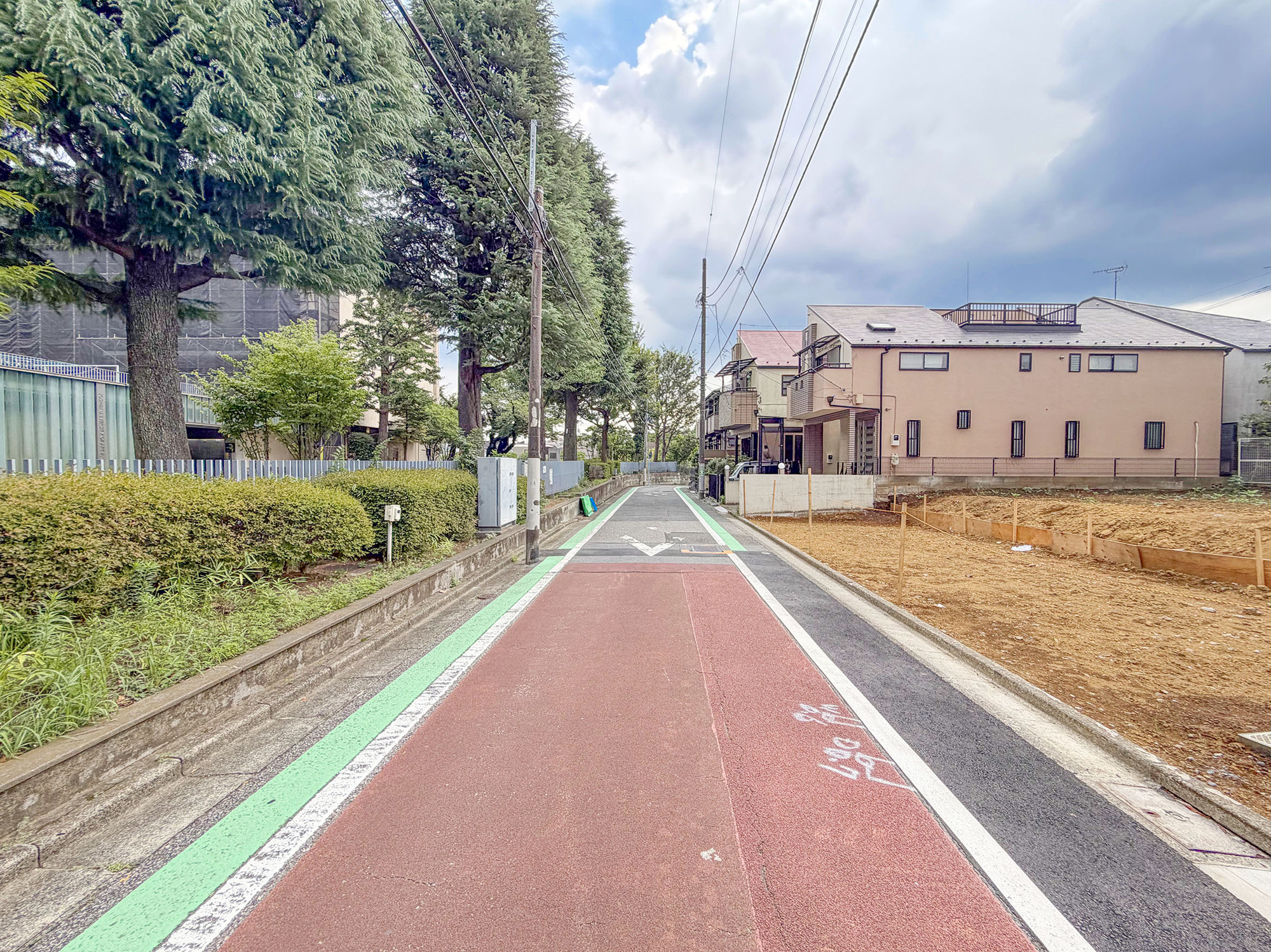 宅地分譲［杉並区和田１丁目Ⅱ］の前面道路含む現地写真|現地写真（2026年8月撮影）