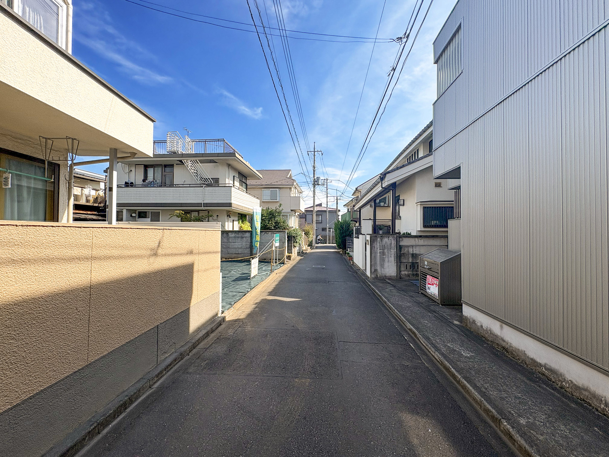宅地分譲［三鷹市下連雀２丁目］の前面道路含む現地写真|現地写真（2026年10月撮影）