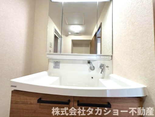 アーバンデュオちはら台壱番館の独立洗面台|使いやすい独立洗面台です