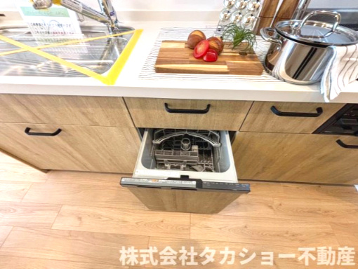 稲毛スカイタウン・ふれあいの街壱番館のキッチン|お料理しやすいキッチンです
