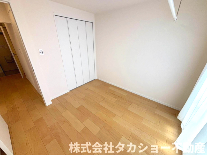 稲毛高浜南団地　31号棟の子供部屋