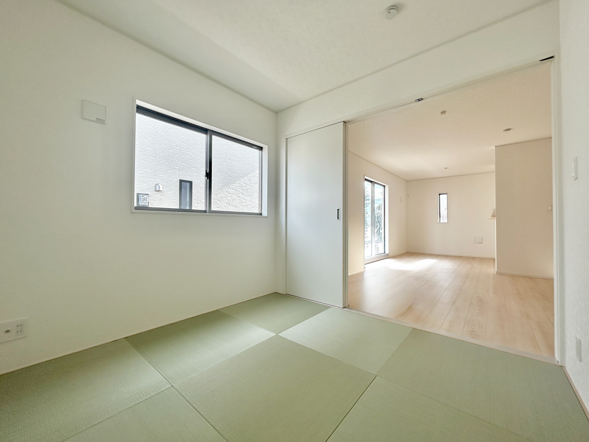 前橋市大利根町第2　新築住宅全2棟の和室|洋室畳敷き、畳があることにより客間や落ち着いた空間になります。