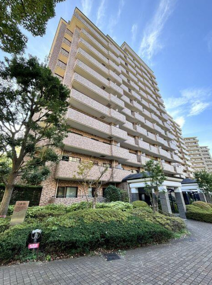サン・ステージ緑園都市 東の街弐番館【仲介手数料無料】の外観