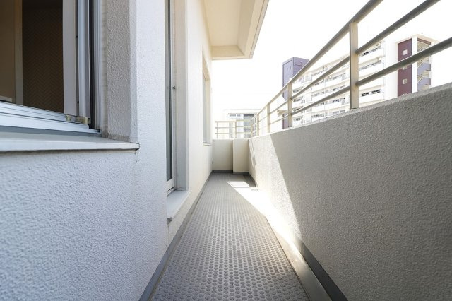野中北パーク・マンションのバルコニー