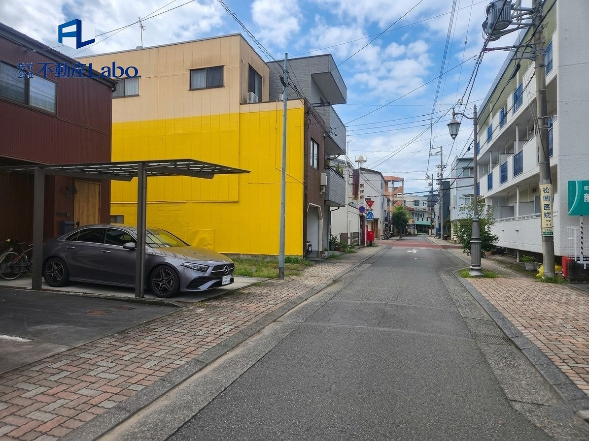 葵区八千代町3期　全1棟の前面道路含む現地写真|徒歩圏内に周辺施設が多数あります！