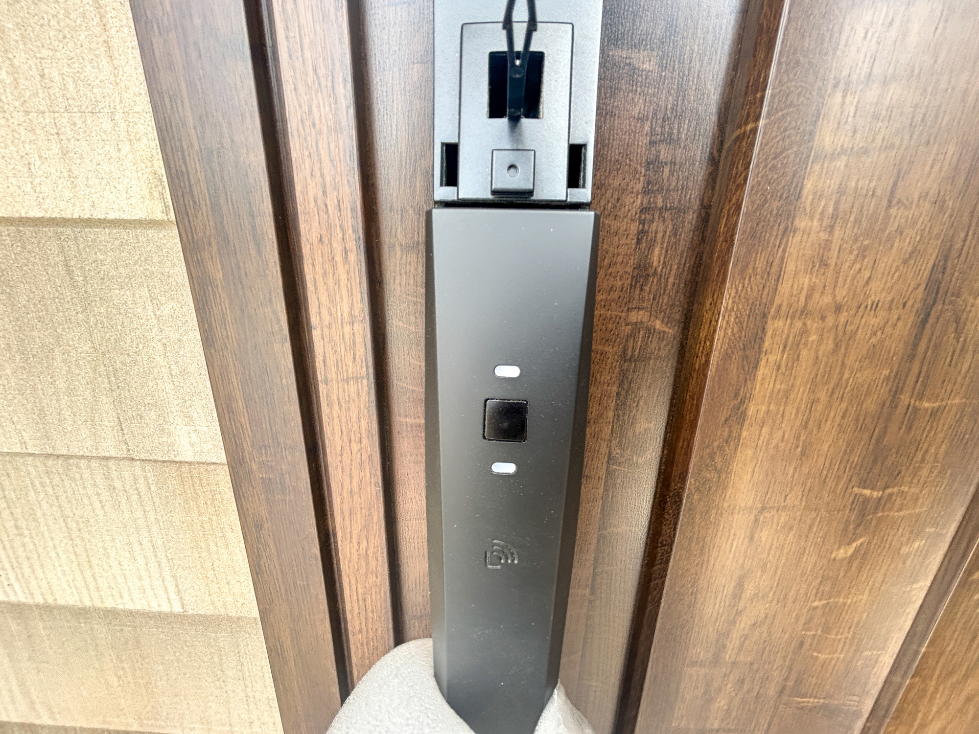 伊勢崎市新栄町第3期　新築住宅全1棟の防犯設備|タッチ一つで鍵の開錠が可能なタッチキー付き♪ 毎日使うドアの開け閉めがとてもスムーズになります(^^♪