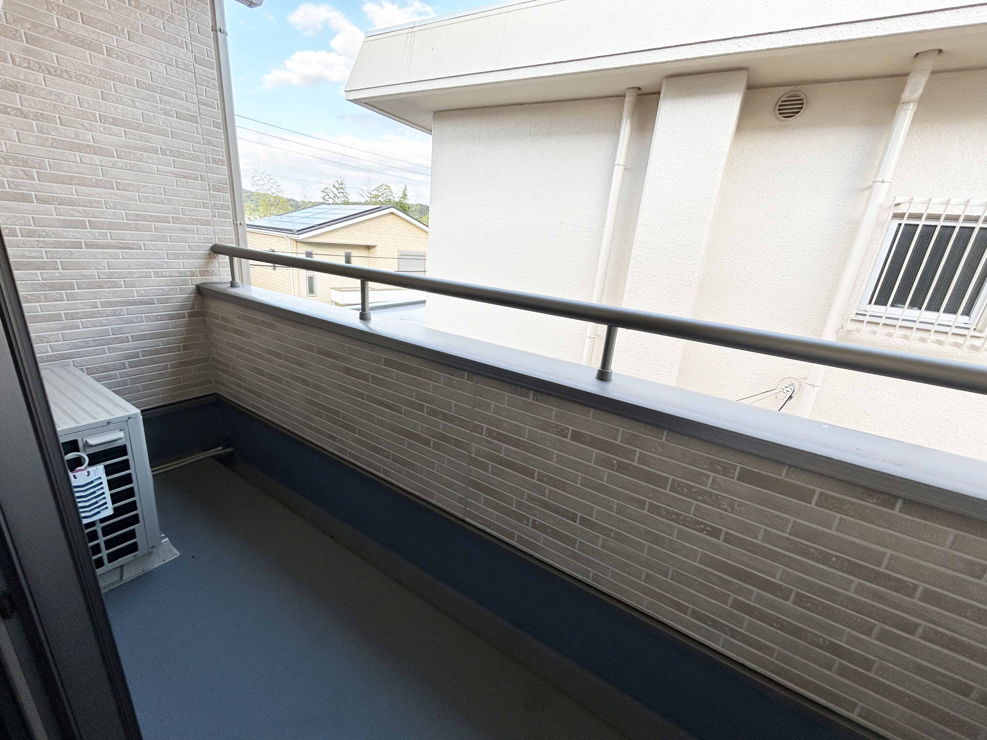 生駒市新旭ケ丘一戸建のバルコニー