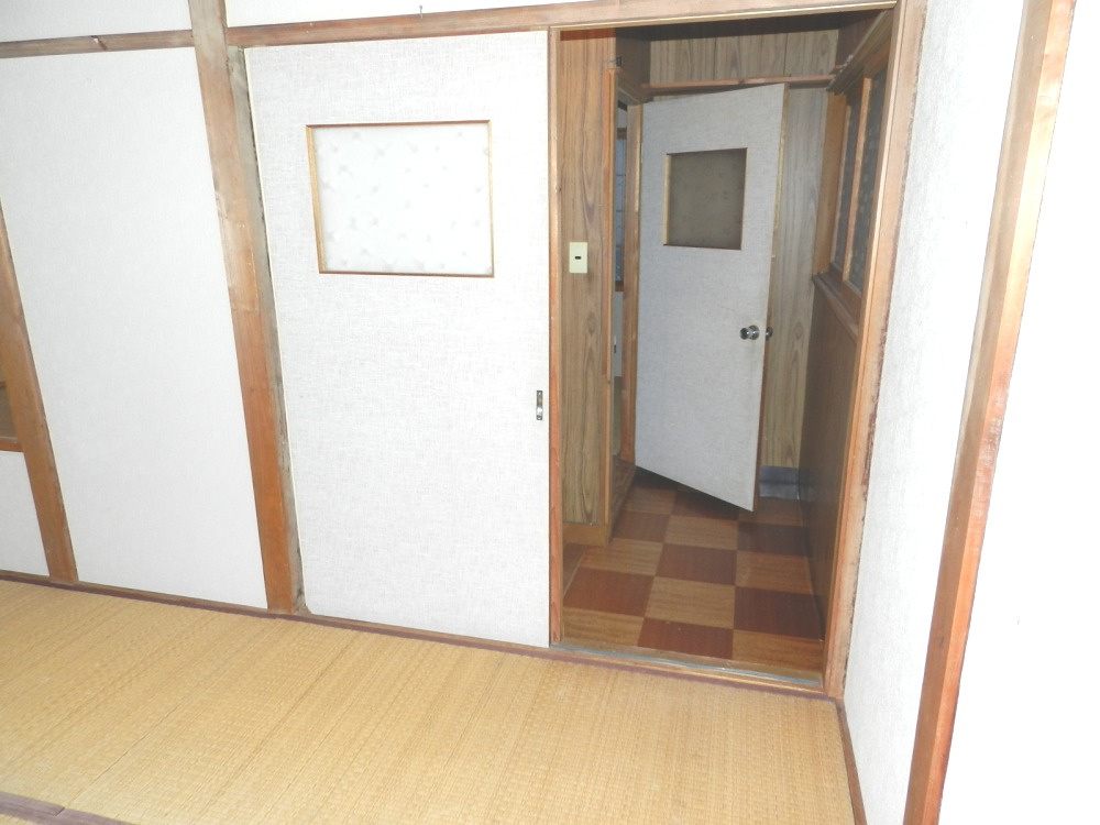 室蘭市増市町1丁目14-8　中古住宅の和室