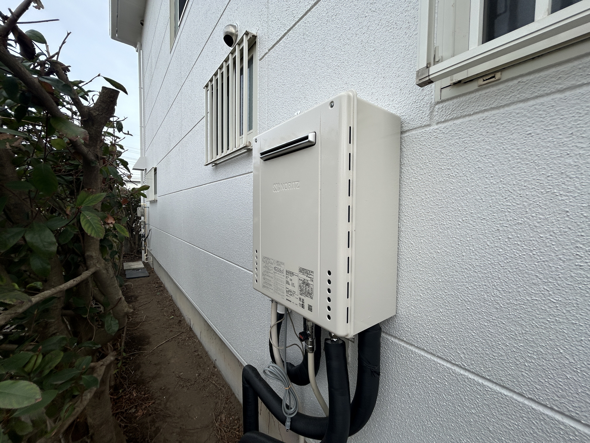 伊勢崎市西久保町1丁目　中古物件の発電・温水設備|月々のガス代が優しい高効率給湯器♪