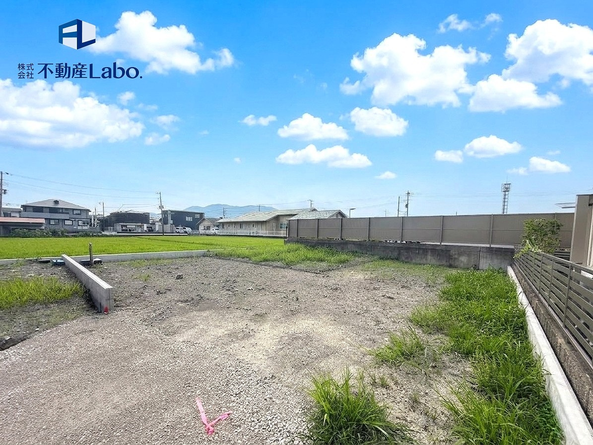 クレイドルガーデン　富士市森島第16　全2棟の外観|～本日ご見学が可能です～
土日祝日はもちろん、平日のお仕事終わりのお時間でもご見学可能です♪
未完成のため近隣にある同仕様モデルハウスの内覧も可能です！
お問い合わせは090-6400-6118まで♪