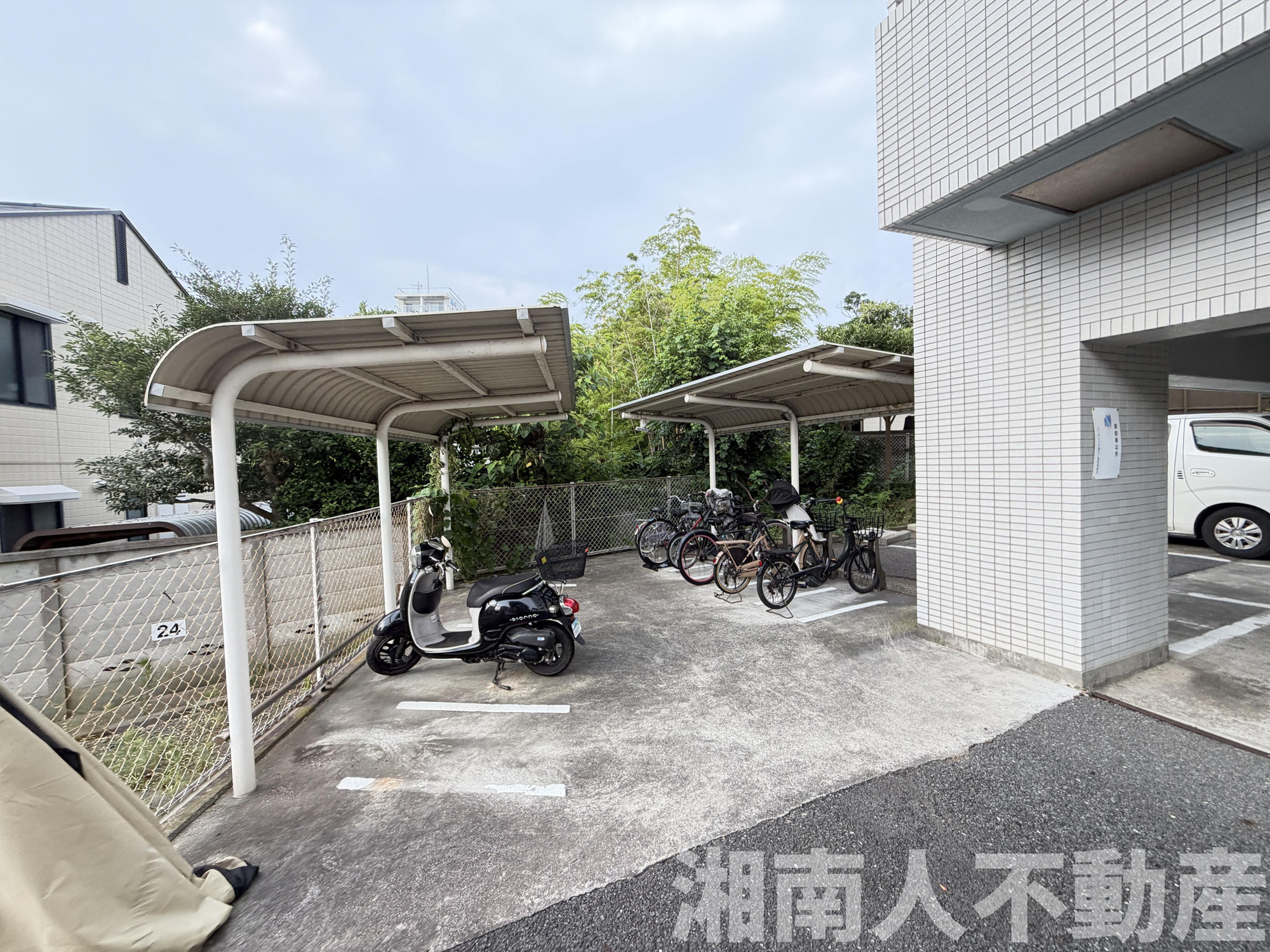 シーサイド片瀬江ノ島の駐輪場