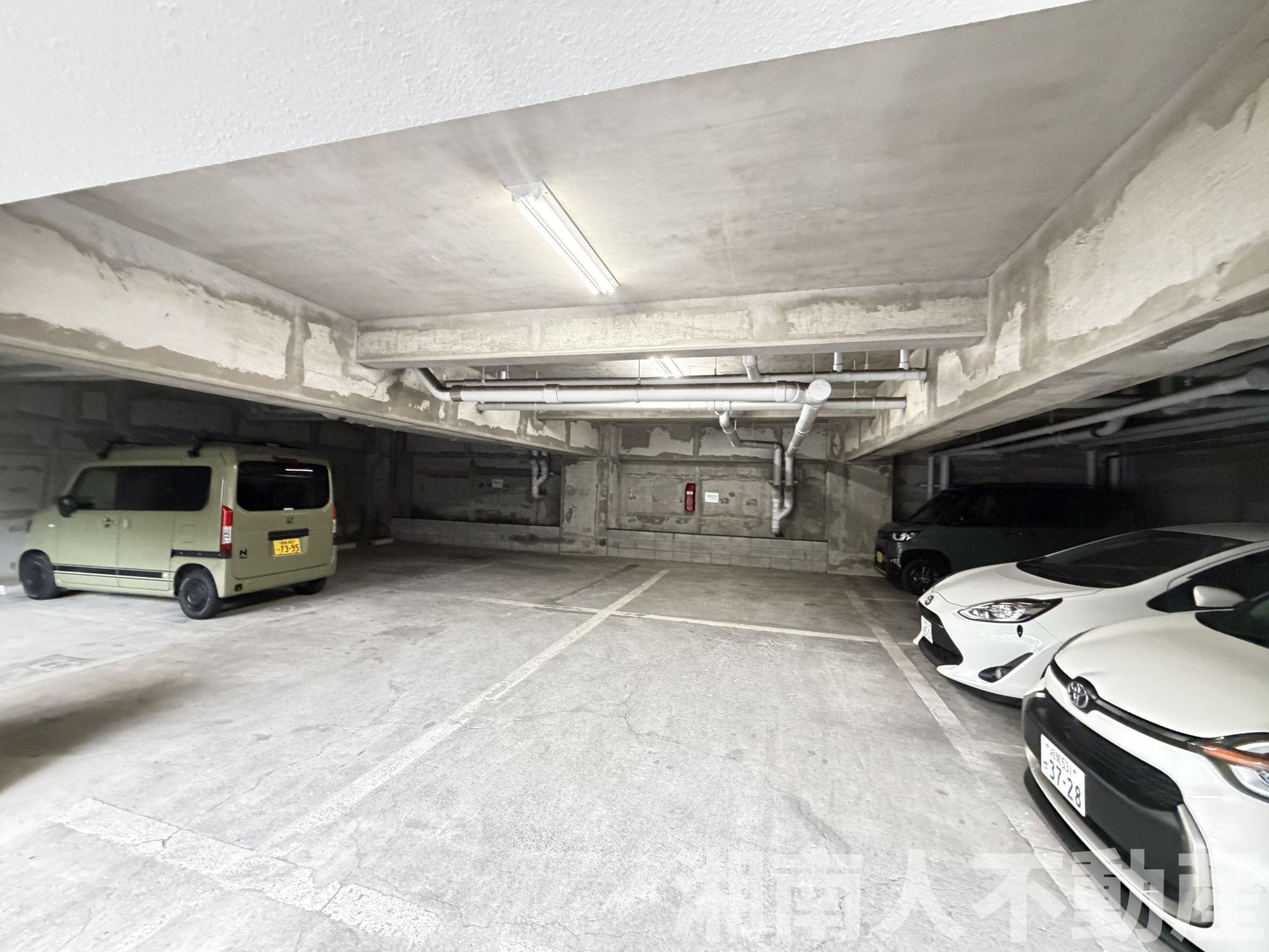 シーサイド片瀬江ノ島の駐車場|カースペースがあります