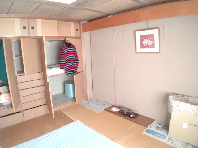 室蘭市幕西町14-28　中古住宅の洋室