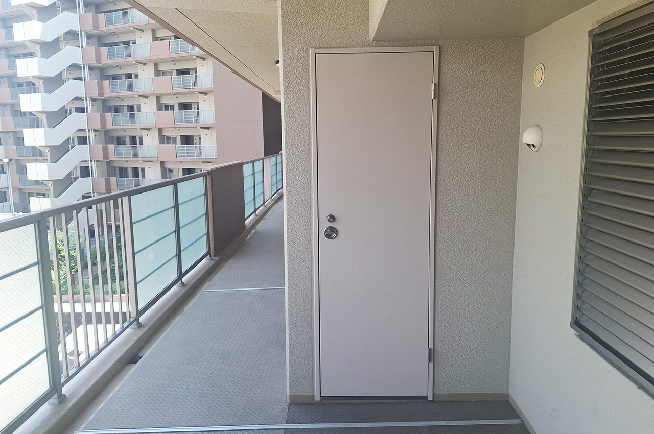 泉ヶ丘アイプレイスの収納|トランクルーム：住戸外の収納で、季節用品の保管に便利です。