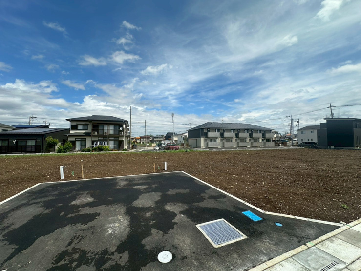 北本市本町4丁目8区画　3号棟　物件前道路写真