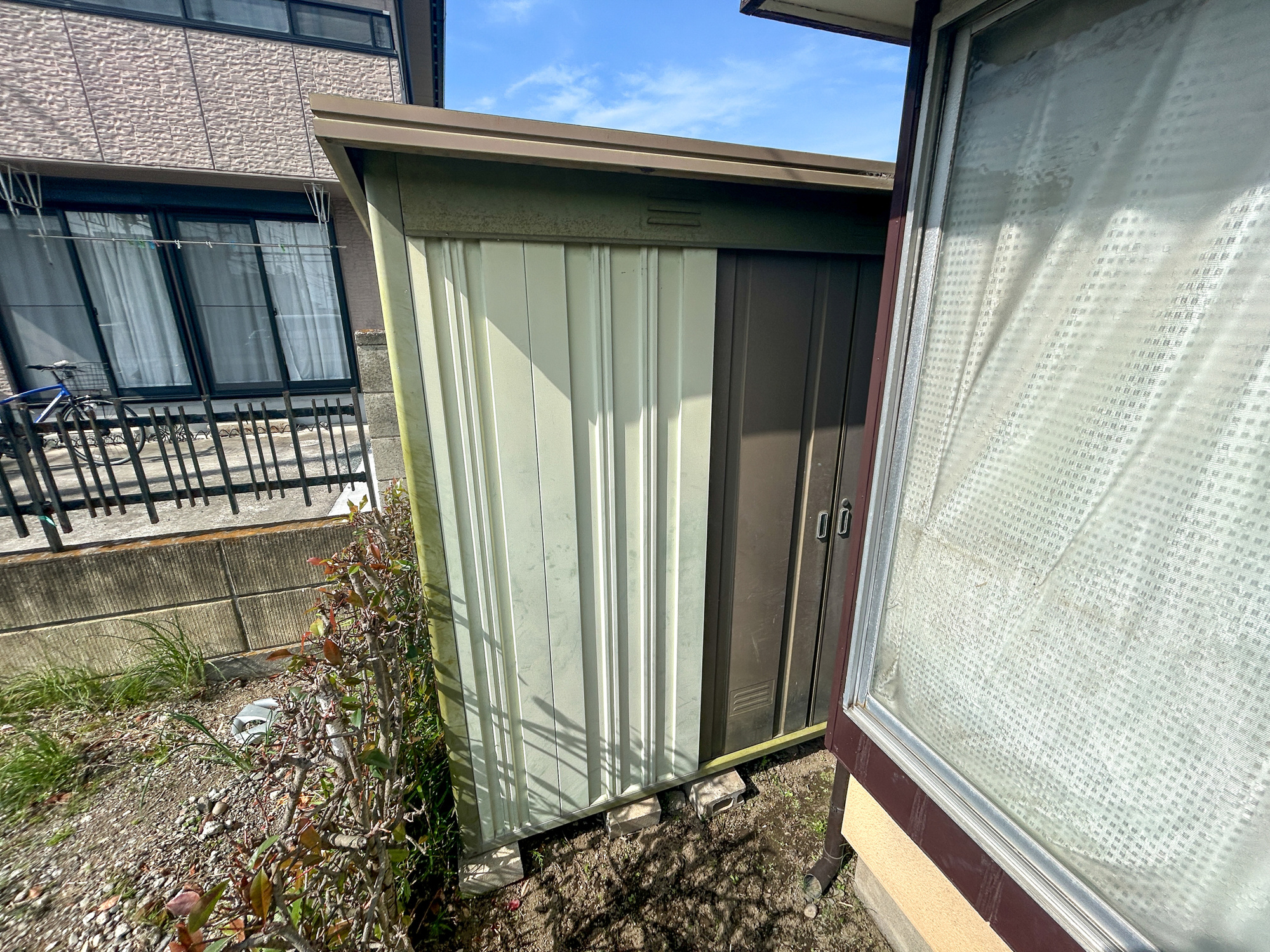 伊勢崎市豊城町　中古住宅の設備|アウトドア用品や季節物もすっきり収まる便利な物置付きです♪