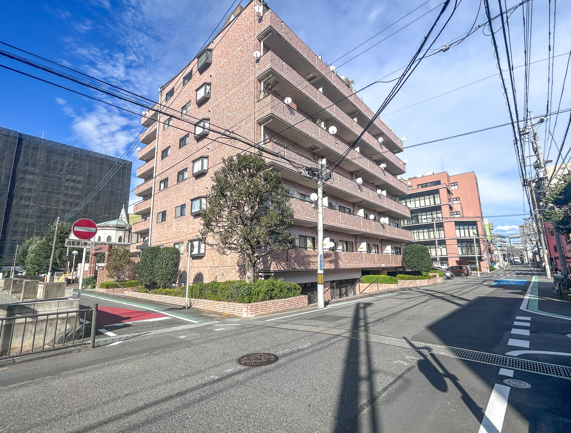 パシフィックパレス大手町　中古マンションの周辺|閑静な住宅地で子育て家族にピッタリ。毎日のお散歩も快適な緑に恵まれたエリアで、自然に包まれた穏やかな暮らしを実現するための、ゆとりある住環境が整っています。

