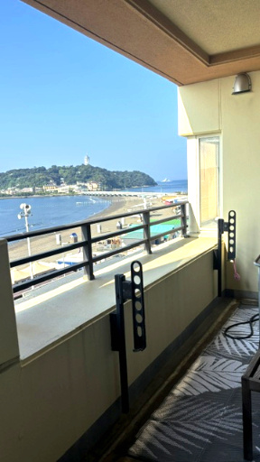初公開！湘南海岸一望♪ビューバス♪「シルフィードタワー」の展望|リビングに座りながらも海を眺められる、贅沢な眺望！