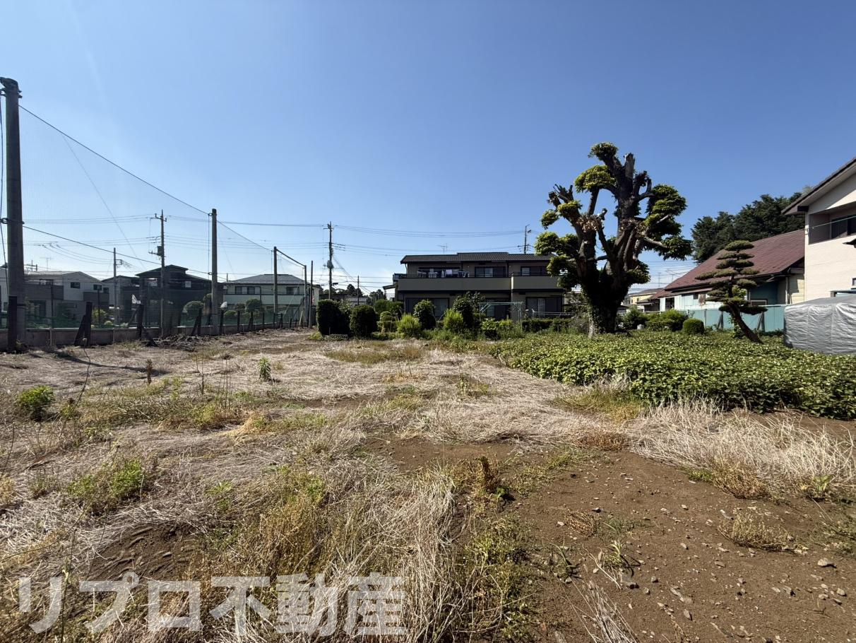 野田市花井の外観|陽当たり良好な立地に加え、ゆとりある広さの旗竿地のため、平屋住宅等建築プランをご検討いただけます！