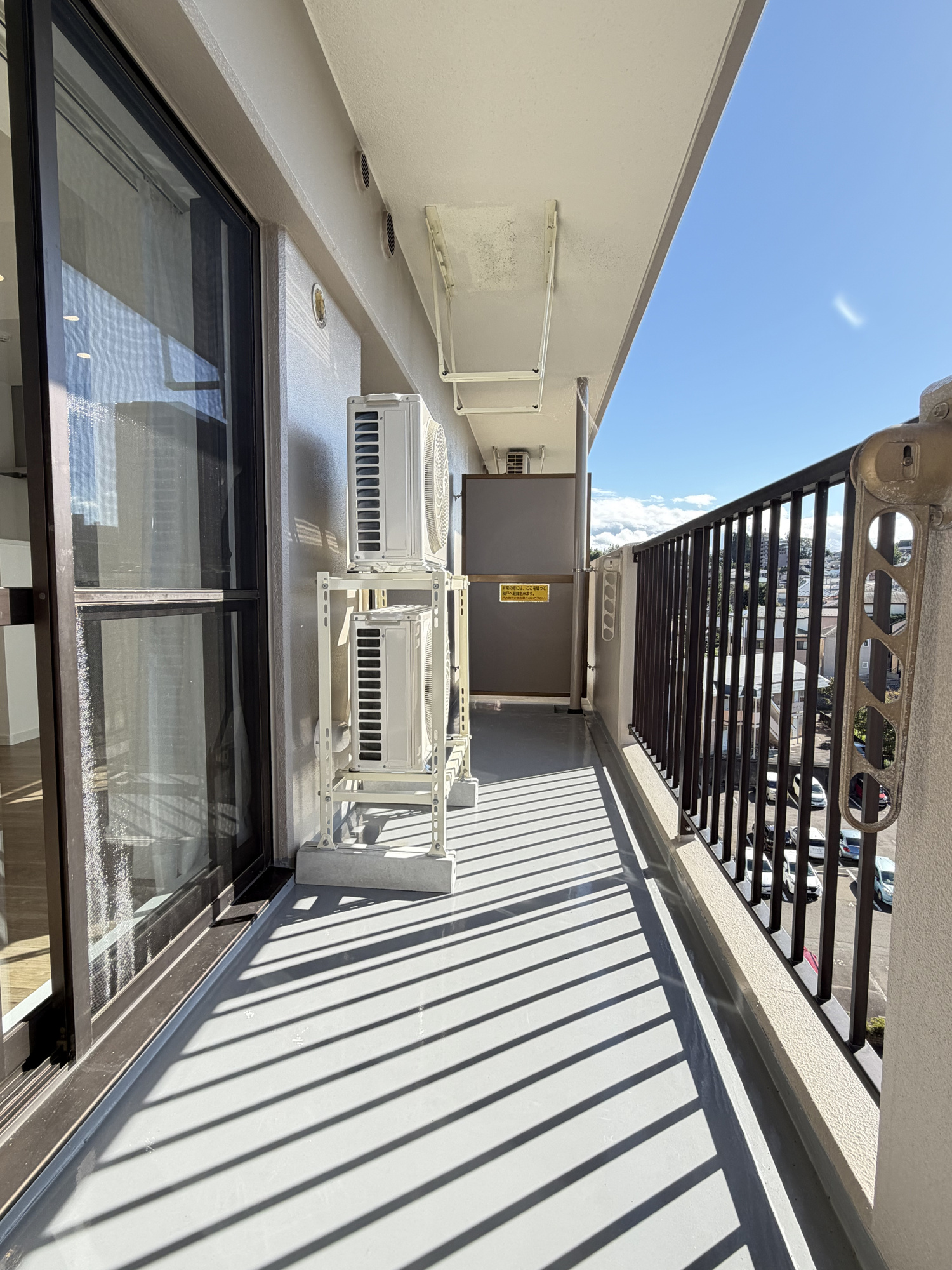 ライオンズマンション山手町のバルコニー