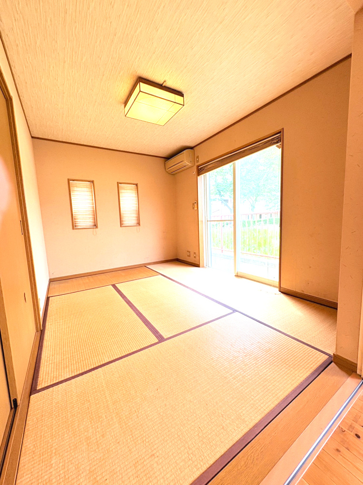有野中町３丁目一戸建の和室|和室があれば客間としても活用できます