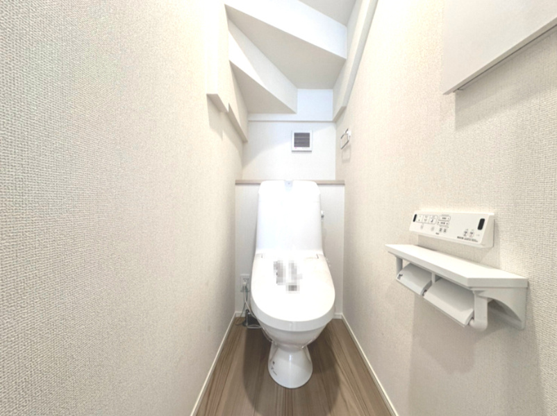 コンパクトで使いやすいトイレです