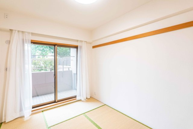 クリオ市ヶ尾弐番館ガーデンヒルAコート【仲介手数料無料】の和室