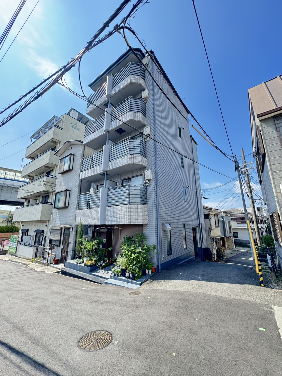 ロイヤルコート神戸摩耶の外観