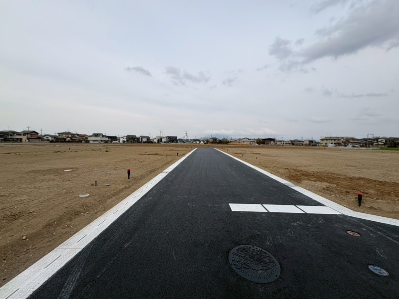 下妻市宗道（全4区画）　前面道路を含む現地写真