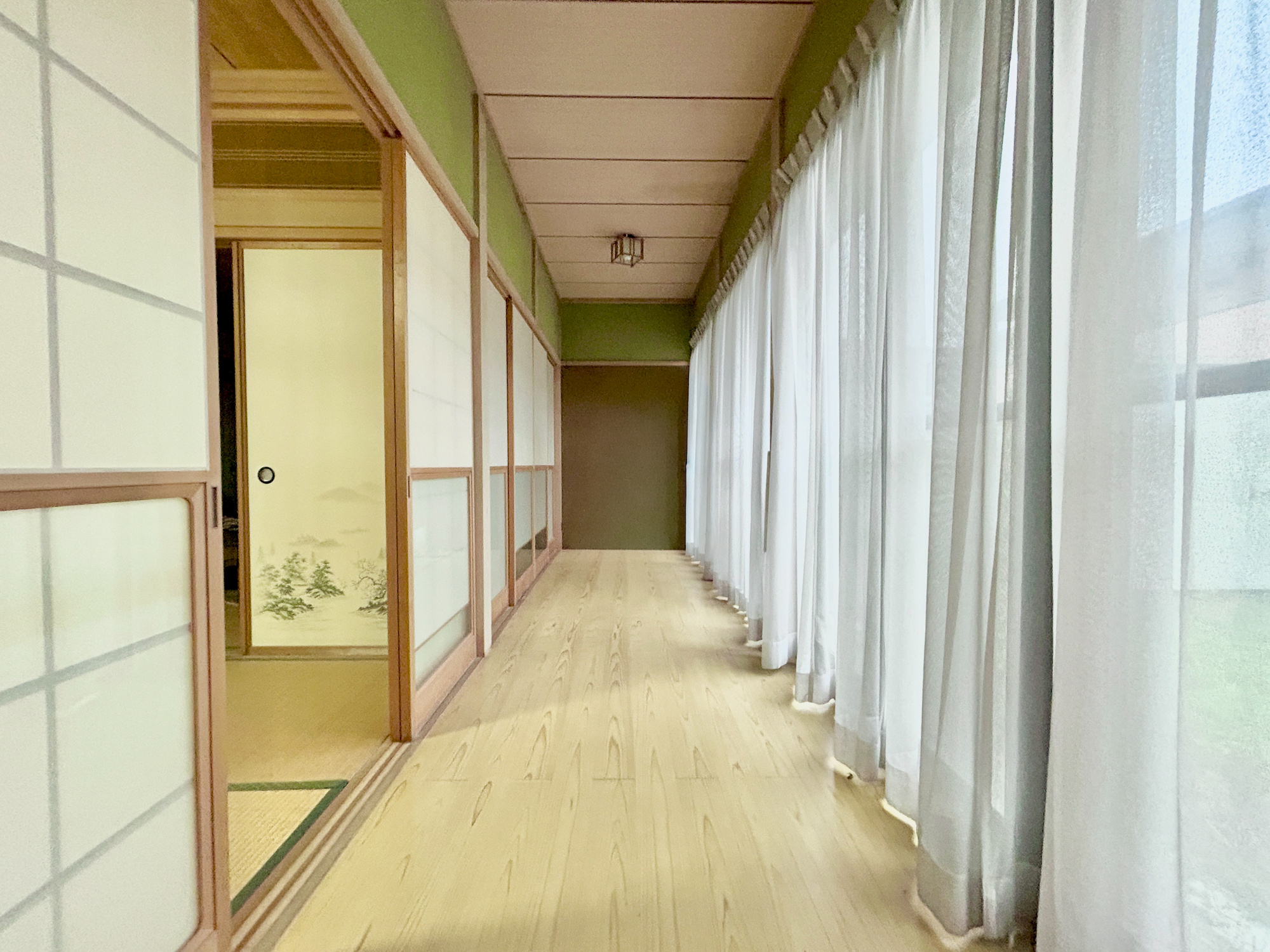 前橋市天川大島町３丁目　中古戸建の内装|縁側で読書を楽しんでください♪