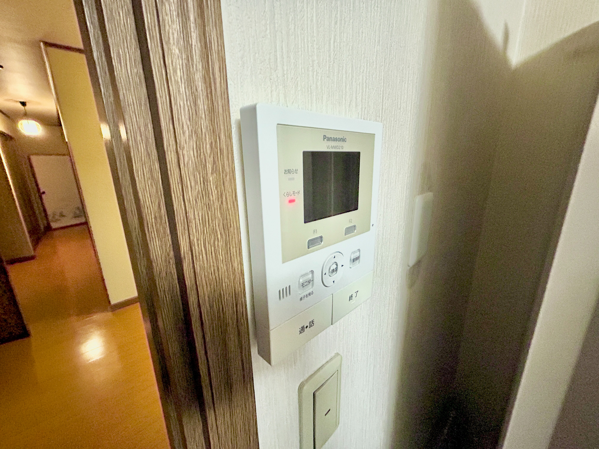前橋市天川大島町３丁目　中古戸建のセキュリティ|TVモニタ付きのインターフォンには録画機能もあるので外出時誰が来たのか確認できます♪ 防犯機能も高く、今では必需品です！