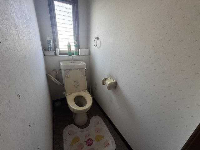 -三丁目不動産-熊谷市久保島のトイレ