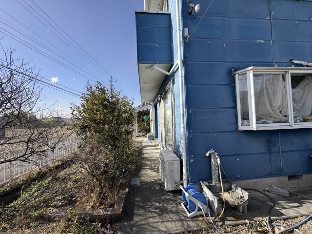 -三丁目不動産-熊谷市久保島の前面道路含む現地写真