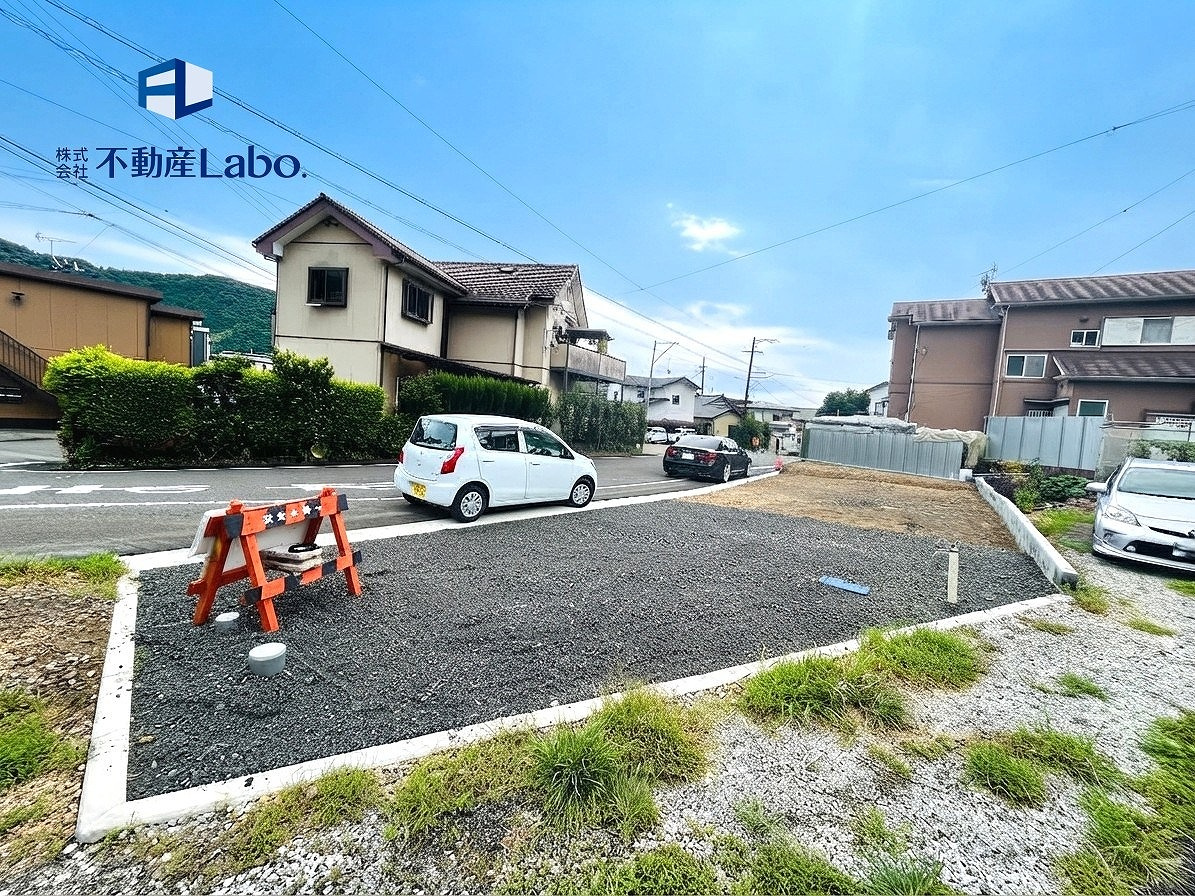 ハートフルタウン　静岡市葵区北2丁目2140番　全1棟　の外観|～本日ご見学が可能です～ 土日祝日はもちろん、平日のお仕事終わりのお時間でもご内覧可能です♪ ご見学ご希望がございましたらお気軽にご相談ください！ お問い合わせは、090-6400-6118まで♪
